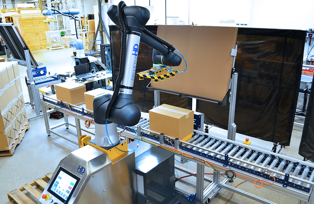 Custom robotic palletizer